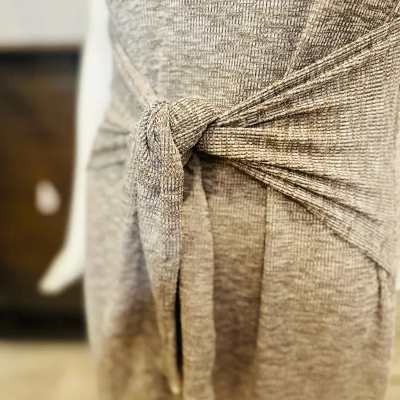 H by Halston Tie Front Rib Knit Midi Dress - Picture 5 of 12